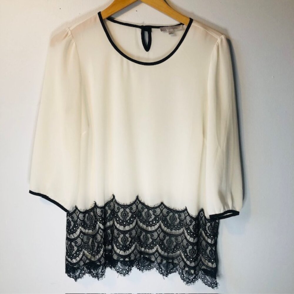 Elegant DownEast Sheer Lace Long Sleeve Blouse (Black/White) Size M - Ti…